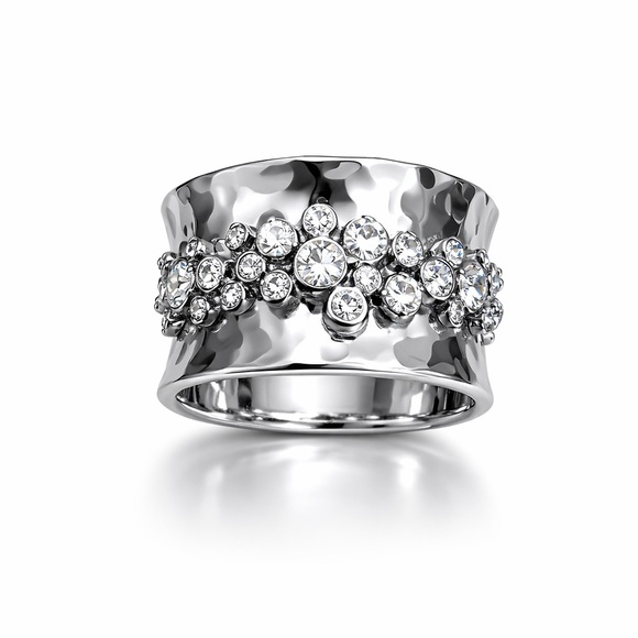 Anthropologie Jewelry - ⚜️ Elegant Silver Floral Ring